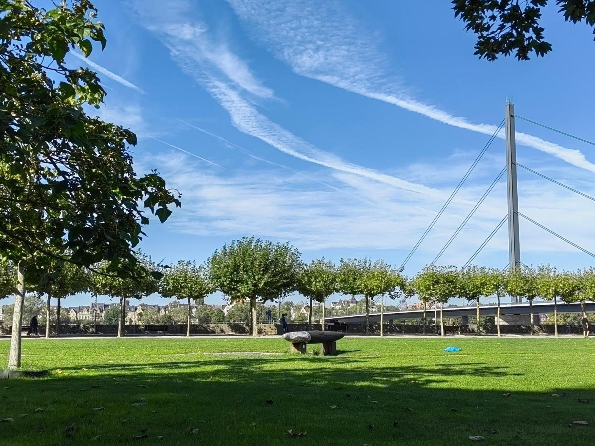 Epic Location Leilighet Düsseldorf Eksteriør bilde