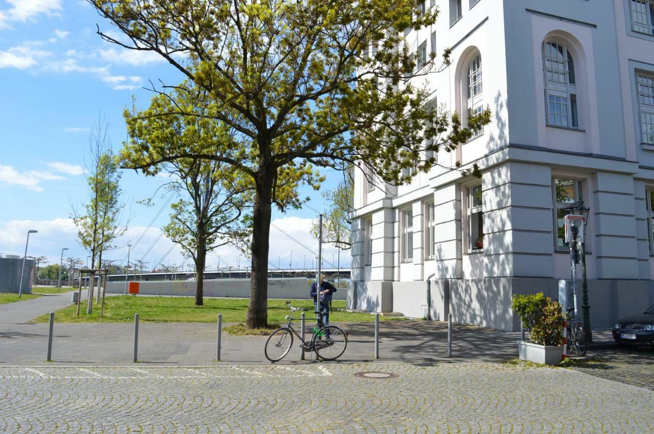 Epic Location Leilighet Düsseldorf Eksteriør bilde